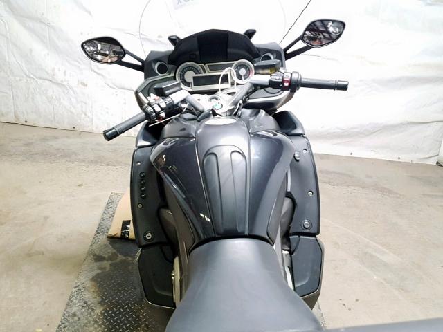 WB1061102DZX81637 - 2013 BMW K1600 GT GRAY photo 5