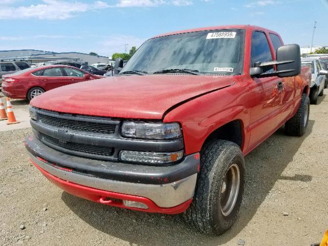 2GCEK19T521240056 - 2002 CHEVROLET SILVERADO RED photo 2