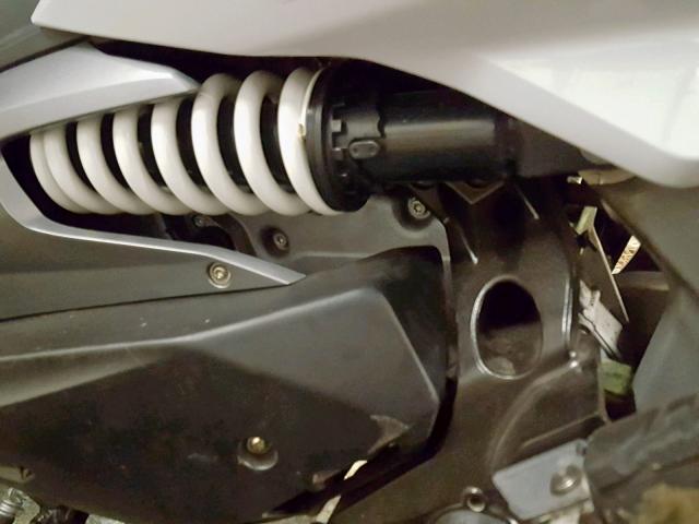 WB10C1408JZ315064 - 2018 BMW C650 SPORT WHITE photo 7