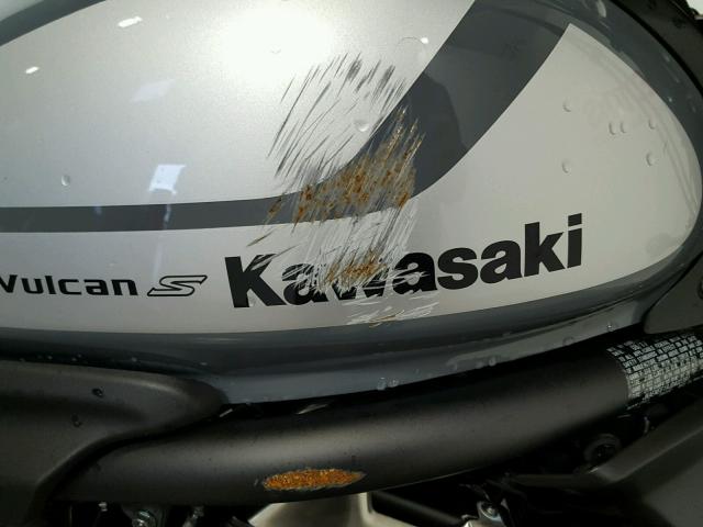 JKAENEE19JDA02391 - 2018 KAWASAKI EN650 E GRAY photo 16