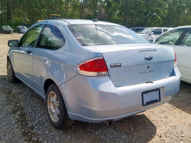 1FAHP32N98W106535 - 2008 FORD FOCUS S/SE BLUE photo 3