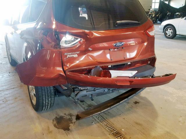 1FMCU0F73FUA04367 - 2015 FORD ESCAPE S RED photo 9