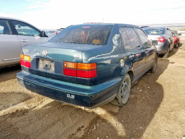 3VWRA81H9WM242649 - 1998 VOLKSWAGEN JETTA GL GREEN photo 4