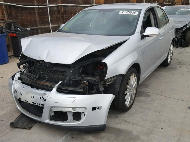 3VWRA71K68M186968 - 2008 VOLKSWAGEN JETTA WOLF SILVER photo 2