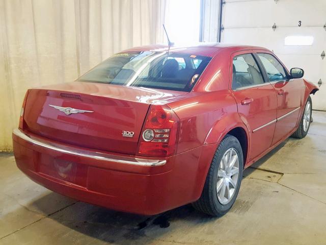 2C3KA33G98H310692 - 2008 CHRYSLER 300 LIMITE RED photo 4