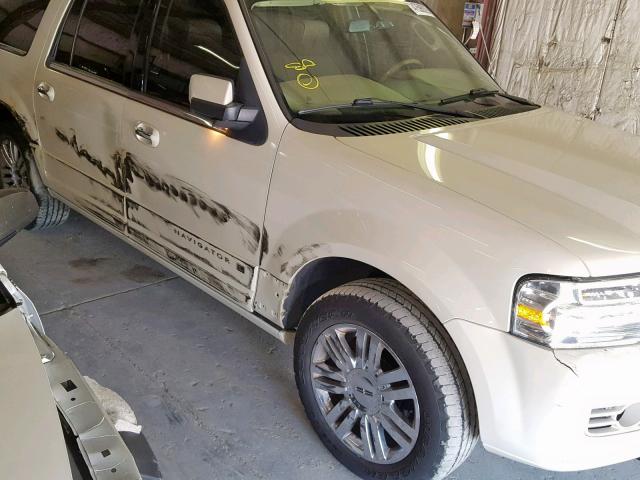5LMFL28598LJ06530 - 2008 LINCOLN NAVIGATOR WHITE photo 9