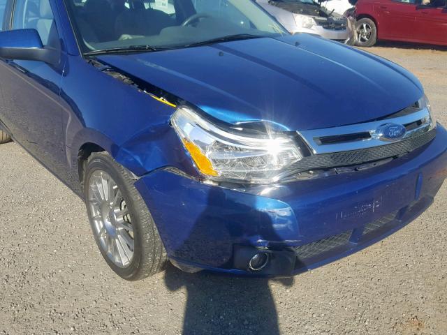 1FAHP36N29W131983 - 2009 FORD FOCUS SES BLUE photo 9