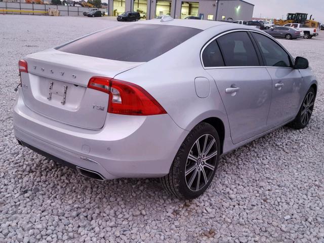 LYV402HK2JB156127 - 2018 VOLVO S60 PREMIE SILVER photo 4