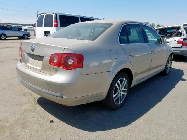 3VWRT81K16M682483 - 2006 VOLKSWAGEN JETTA TDI BEIGE photo 4