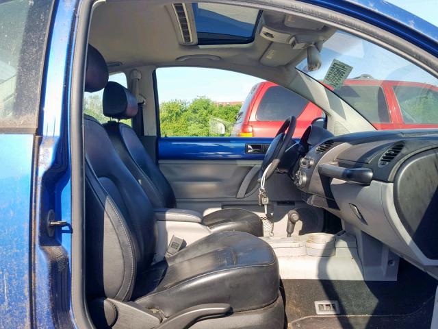 3VWCK31CX5M405642 - 2005 VOLKSWAGEN NEW BEETLE Blau Foto 5