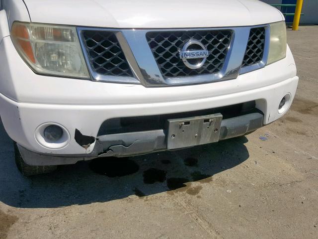 1N6BD06T76C473610 - 2006 NISSAN FRONTIER K WHITE photo 9