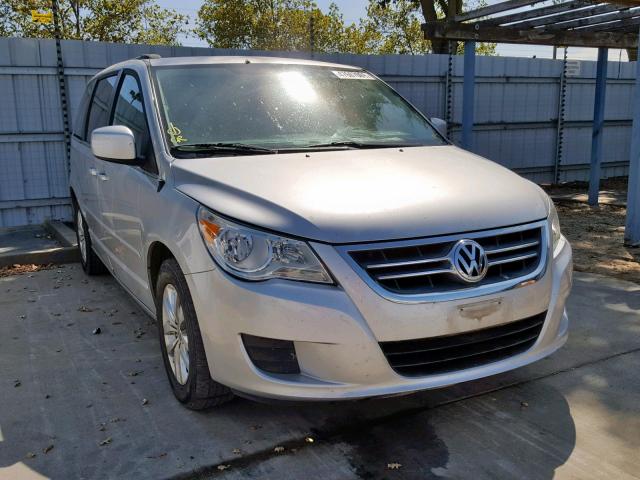 2C4RVABG5CR294191 - 2012 VOLKSWAGEN ROUTAN SE SILVER photo 1