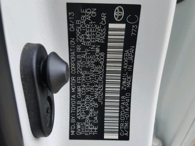 JTDZN3EU9D3254008 - 2013 TOYOTA PRIUS V WHITE photo 10