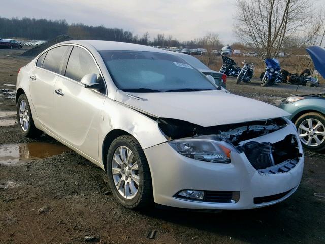 2G4GS5ER2D9166105 - 2013 BUICK REGAL PREM WHITE photo 1