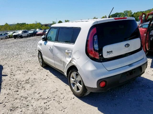 KNDJN2A20J7898481 - 2018 KIA SOUL WHITE photo 3