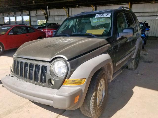 1J4GK48K26W166168 - 2006 JEEP LIBERTY SP GREEN photo 2