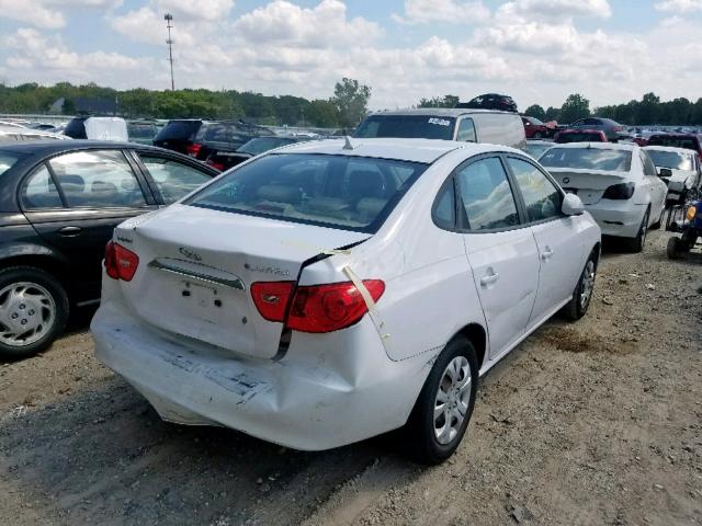 KMHDU4AD1AU135671 - 2010 HYUNDAI ELANTRA BL WHITE photo 4