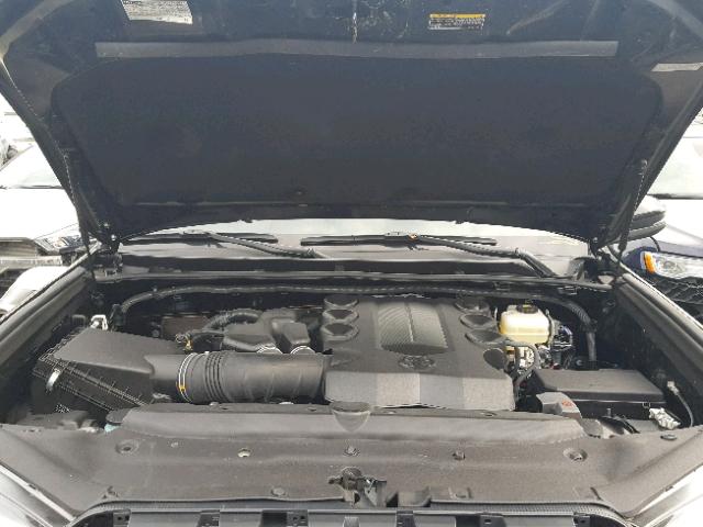 JTEBU5JR4J5510293 - 2018 TOYOTA 4RUNNER SR BLACK photo 7