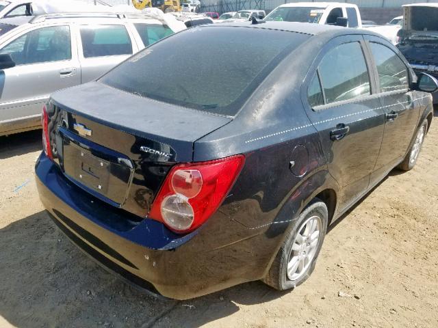 1G1JB5SH1C4169321 - 2012 CHEVROLET SONIC LS BLACK photo 4