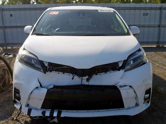 5TDXZ3DC1KS984978 - 2019 TOYOTA SIENNA SE WHITE photo 9