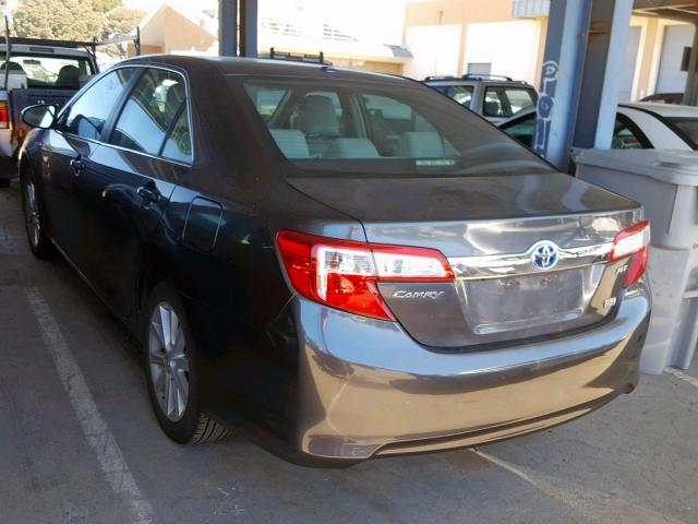 4T1BD1FK9EU107216 - 2014 TOYOTA CAMRY HYBR GRAY photo 3