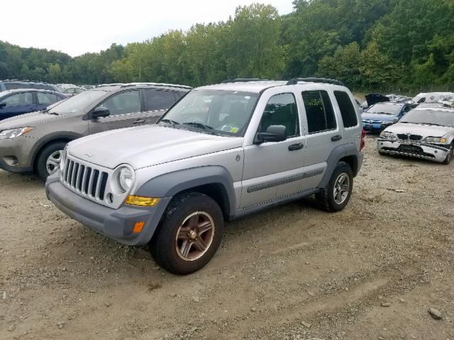 1J4GL48KX5W568760 - 2005 JEEP LIBERTY SP SILVER photo 2