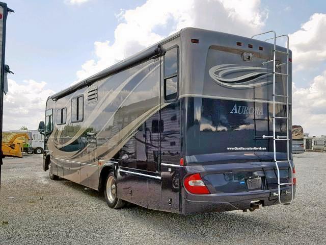 5B4MP67G073426207 - 2007 WORKHORSE CUSTOM CHASSIS MOTORHOME TWO TONE photo 3