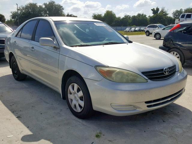 4T1BE32K14U933555 - 2004 TOYOTA CAMRY LE SILVER photo 1