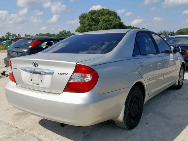4T1BE32K14U933555 - 2004 TOYOTA CAMRY LE SILVER photo 4