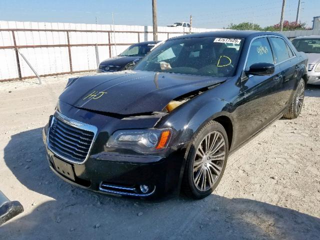 2C3CCABG7DH599120 - 2013 CHRYSLER 300 S BLACK photo 2