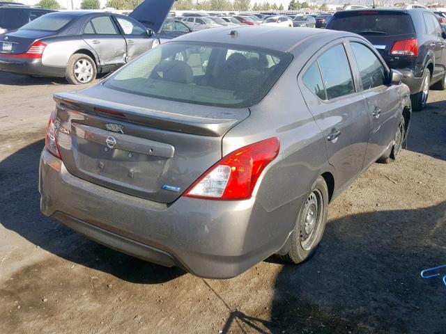 3N1CN7AP0GL894388 - 2016 NISSAN VERSA S GRAY photo 4