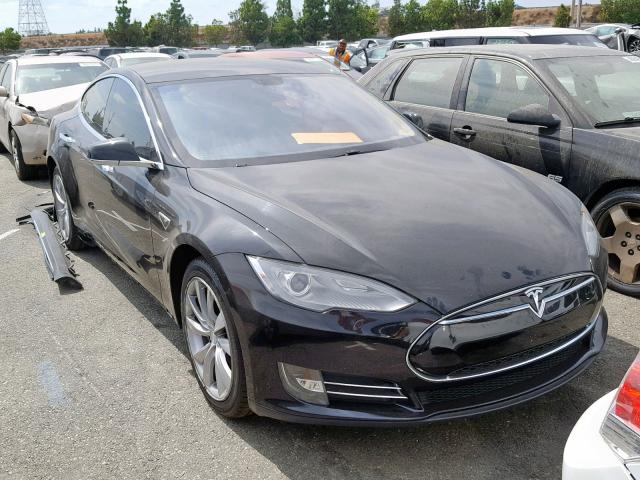 5YJSA1CP4DFP24737 - 2013 TESLA MODEL S أسود صورة 1