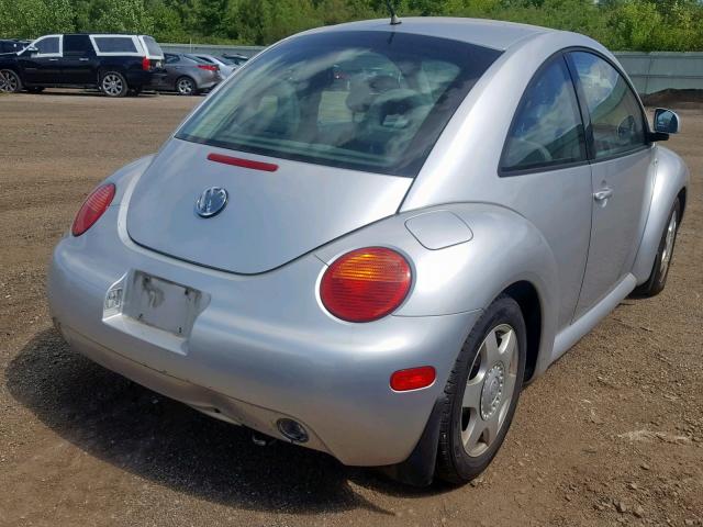 3VWCA21C8YM430928 - 2000 VOLKSWAGEN NEW BEETLE ვერცხლისფერი ფოტო 4