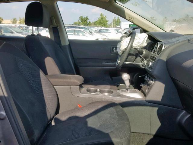 JN8AS5MT4DW555198 - 2013 NISSAN ROGUE S GRAY photo 5