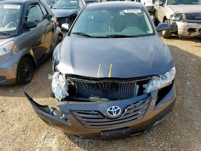 4T4BE46KX7R001056 - 2007 TOYOTA CAMRY NEW GRAY photo 7