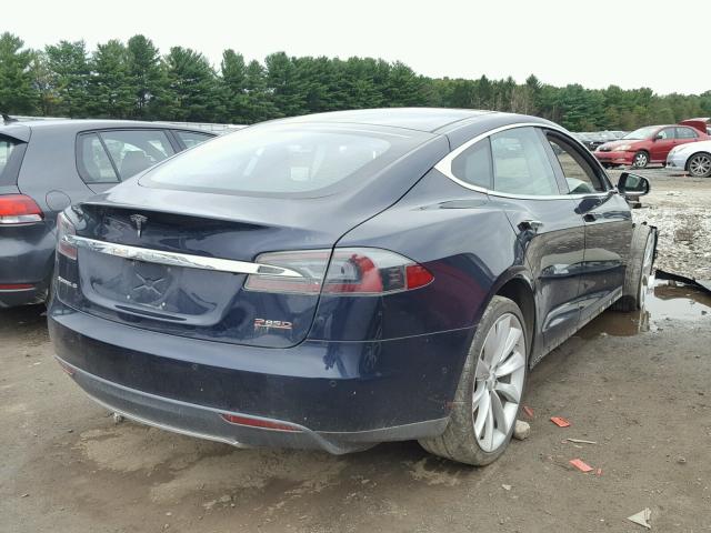 5YJSA1H24EFP64184 - 2014 TESLA MODEL S BLUE photo 4