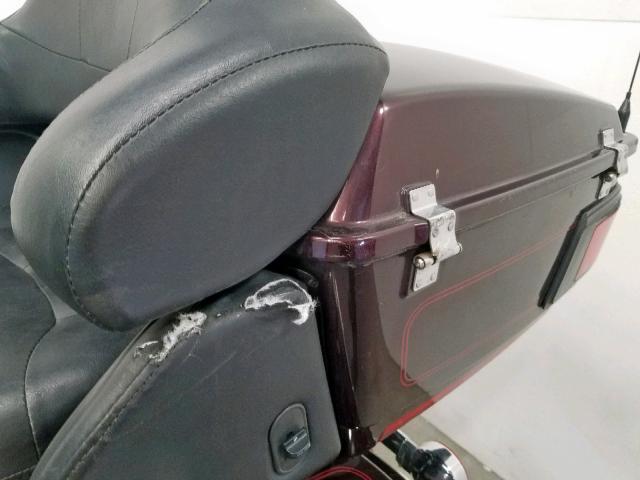 1HD1FC4317Y668649 - 2007 HARLEY-DAVIDSON FLHTCUI PURPLE photo 17