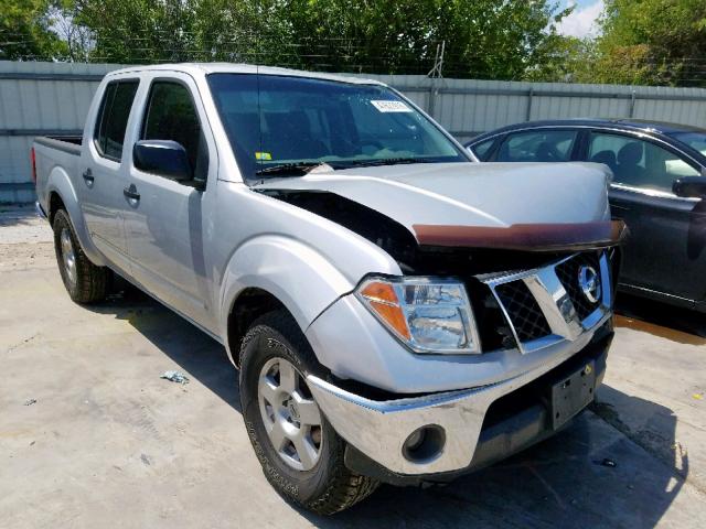 1N6AD07U08C432189 - 2008 NISSAN FRONTIER C SILVER photo 1