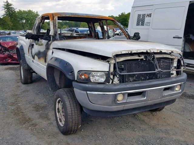 3B7KF23CX2M207360 - 2002 DODGE RAM 2500 WHITE photo 1