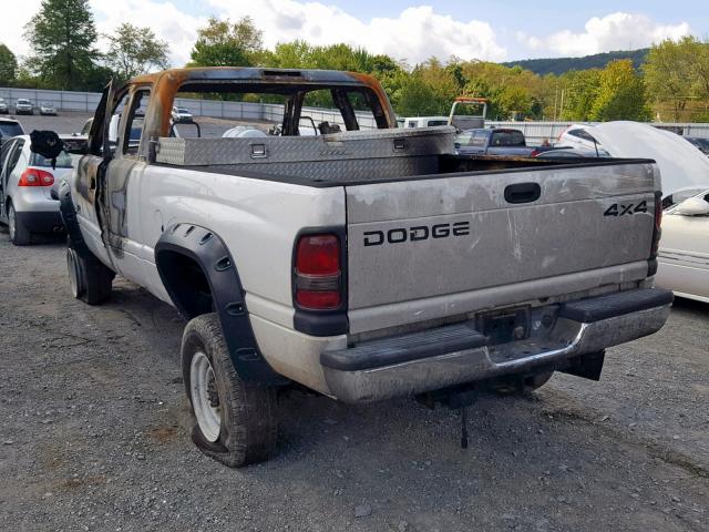 3B7KF23CX2M207360 - 2002 DODGE RAM 2500 WHITE photo 3