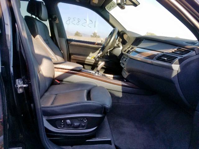5UXFE8C55AL311701 - 2010 BMW X5 XDRIVE4 黑色 照片 5