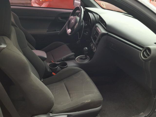 JTKJF5C77D3047080 - 2013 TOYOTA SCION TC 灰色 照片 5