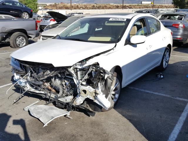 19UDE2F70HA012305 - 2017 ACURA ILX PREMIU WHITE photo 2