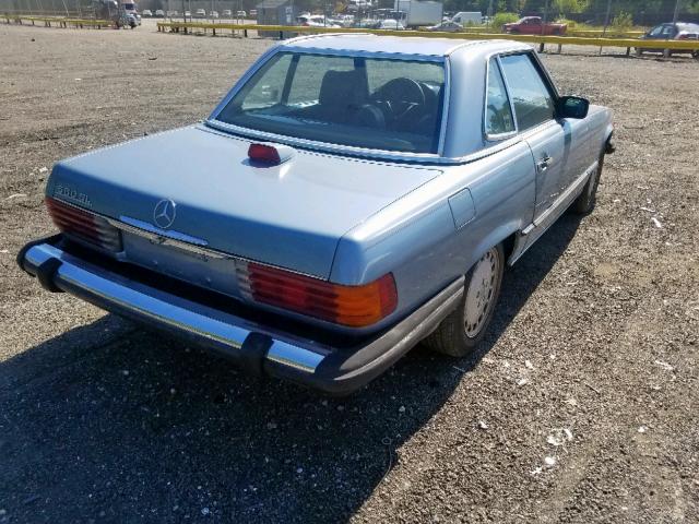 WDBBA48D3HA066454 - 1987 MERCEDES-BENZ 560 SL BLUE photo 4