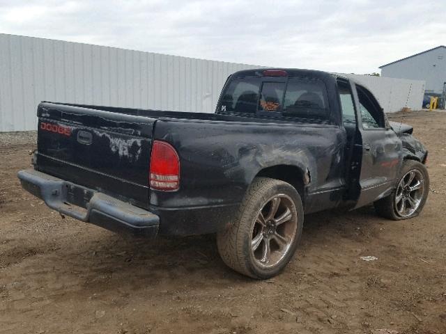 1B7FL26XXXS110442 - 1999 DODGE DAKOTA BLACK photo 4