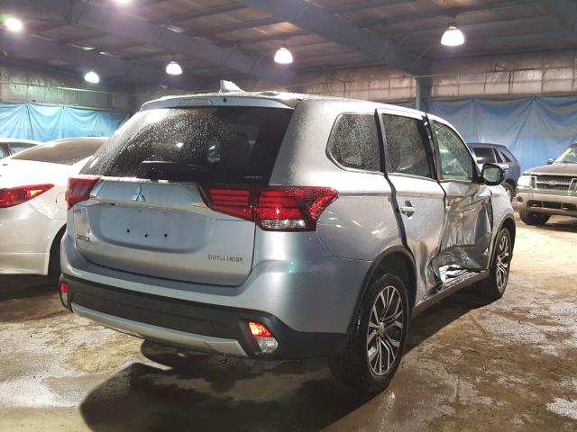 JA4AZ2A30HZ030552 - 2017 MITSUBISHI OUTLANDER SILVER photo 4