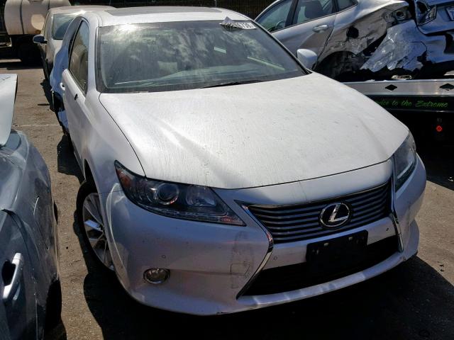 JTHBW1GG1D2024591 - 2013 LEXUS ES 300H WHITE photo 1