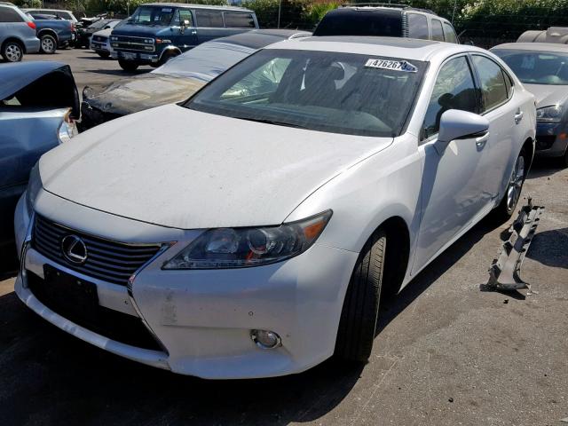 JTHBW1GG1D2024591 - 2013 LEXUS ES 300H WHITE photo 2