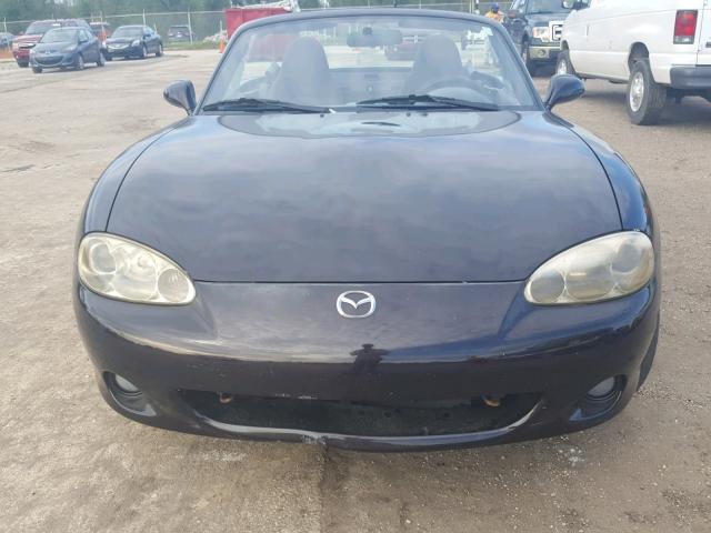 JM1NB353250410455 - 2005 MAZDA MX-5 MIATA BLACK photo 9