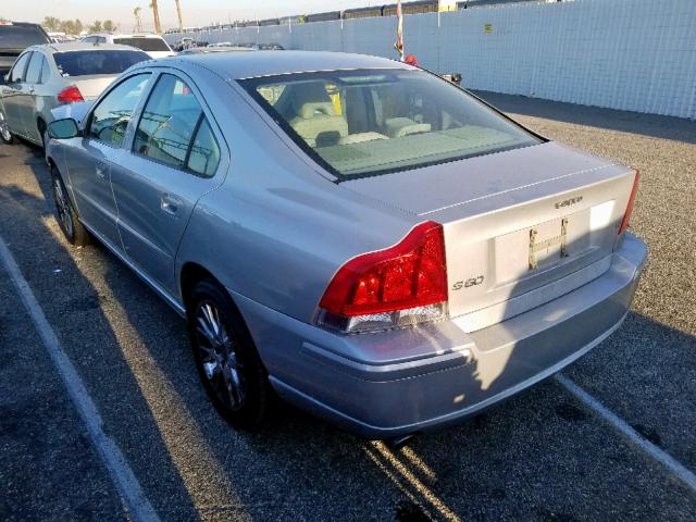 YV1RS547152456049 - 2005 VOLVO S60 T5 SILVER photo 3